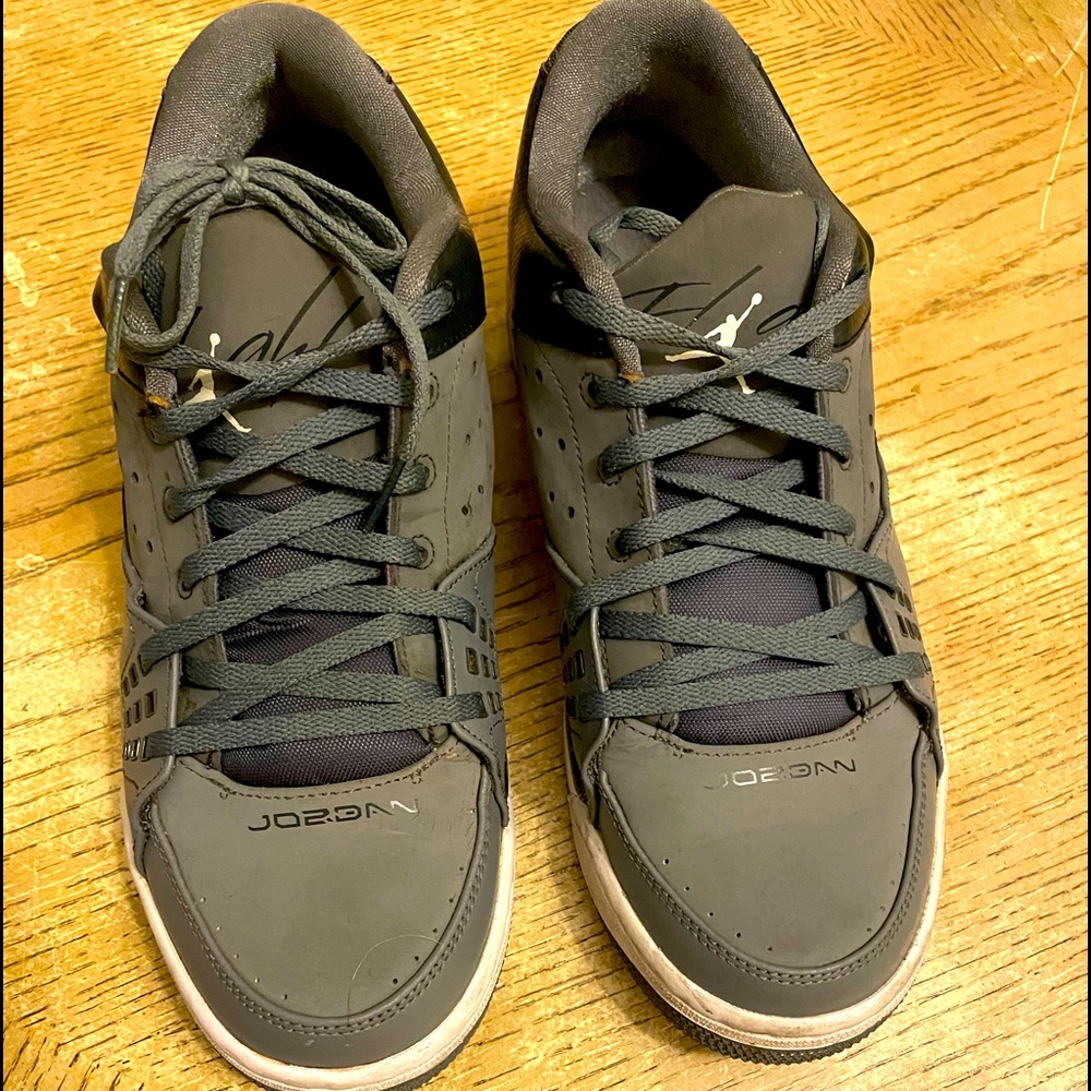 Men’s Jordan flight